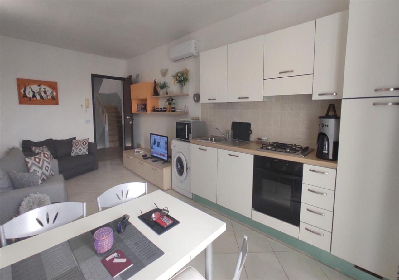 Adult Only Beachfront 2 Bedroom Apartment Santa Maria Airport Pick Up, Aircon, Unlimited Wifi Ideal For Remote Working And Long Stay מראה חיצוני תמונה